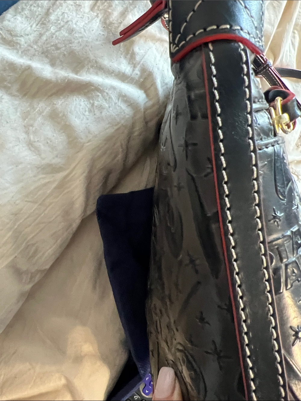 Dooney & Bourke - Picture 7 of 10